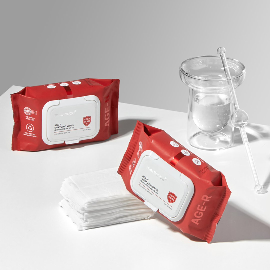 cleansing-wipes-h3 1_3_edcccbac-f889-4382-b5de-460e1895b4a1.png
